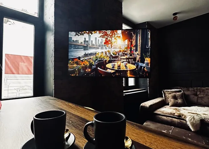 View Διαμέρισμα *